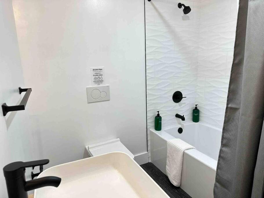 Апартаменти Secret Escape 20 Min From Nyc N 1 Джерсі-Сіті Екстер'єр фото